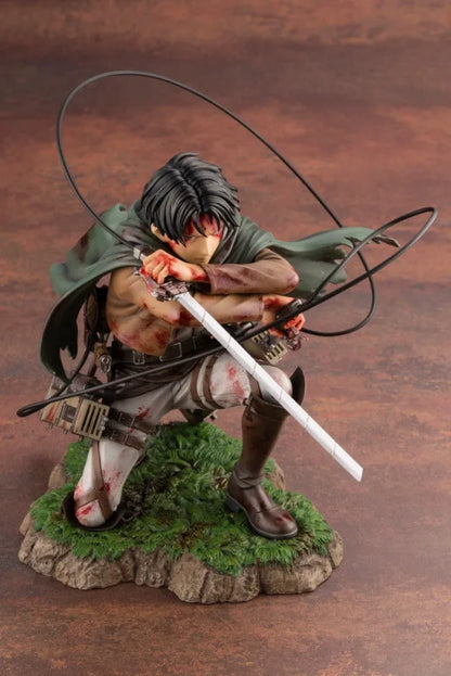 Attack On Titan: Kotobukiya  Levi Ackerman Anime Figure Battle Damaged Bloody Battle Kneeling Pose Collectible Statue Anime Model