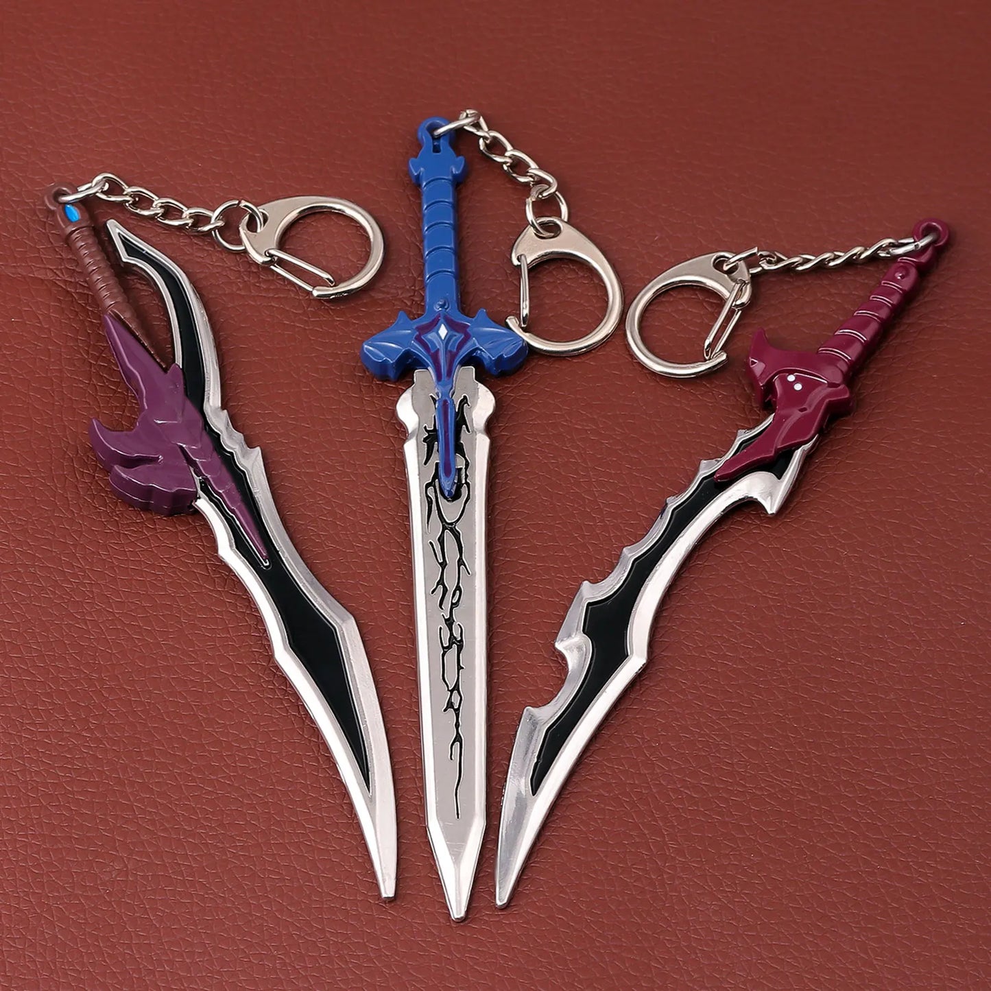 Solo Leveling: Personalized Keychain Pendant Sung Jin woo Yoo Jin ho Short Blade weapon Cosplay Props Fans Gift Jewelry