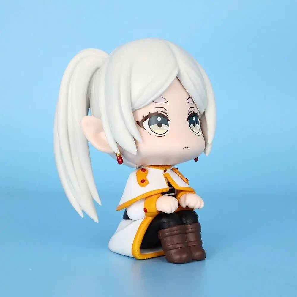 Frieren: 🥰 11CM Anime Sousou no Frieren Figure Look Up Doll Fern Cute Model Sitting Posture Toy Collection Aciton Figure Doll