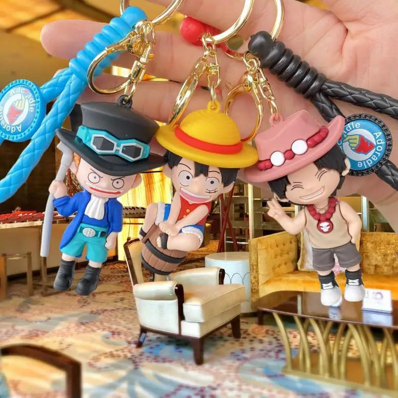 One Piece: Keychain with Cartoon Luffy and Zoro Characters, Ideal for Cosplay Accessories and Gifts