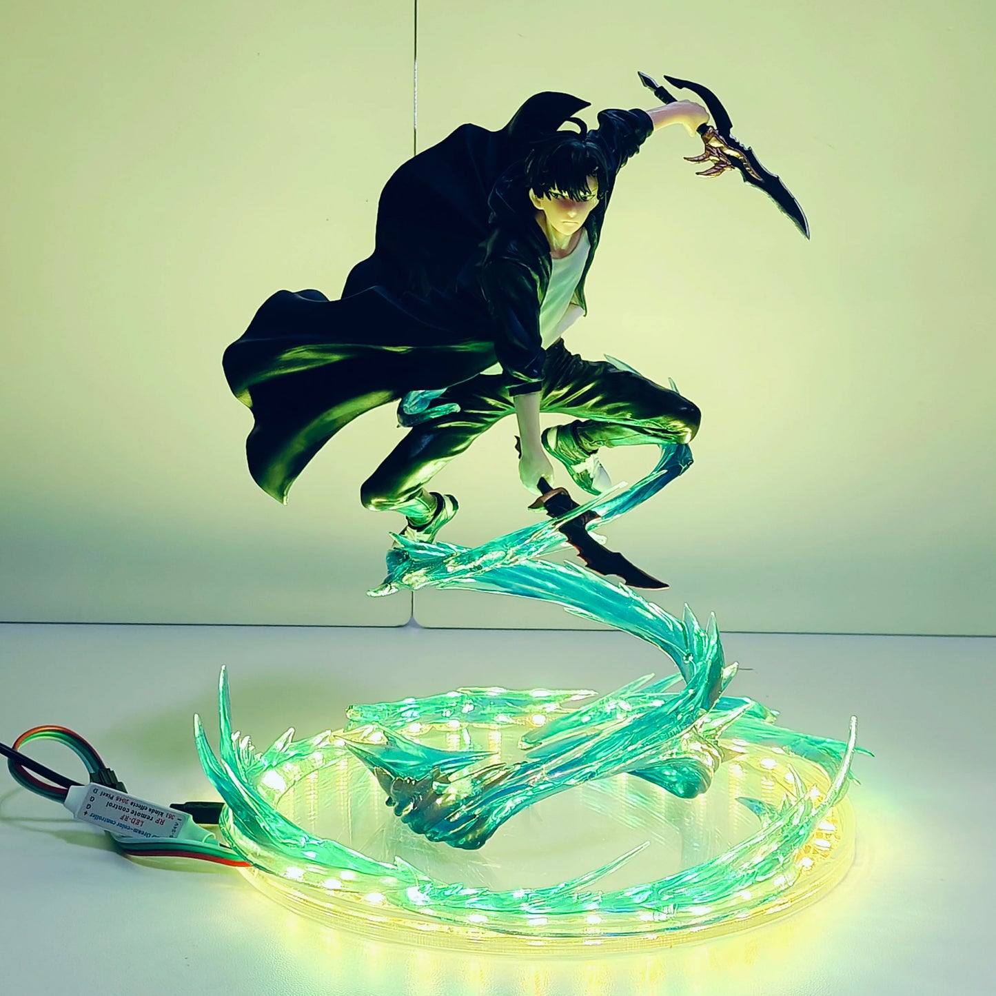 Solo Leveling: Sung Jin Woo Lamp Led Bulb Action Figures Model Figurine Figure & Base & Lamp DIY Decoration Toys