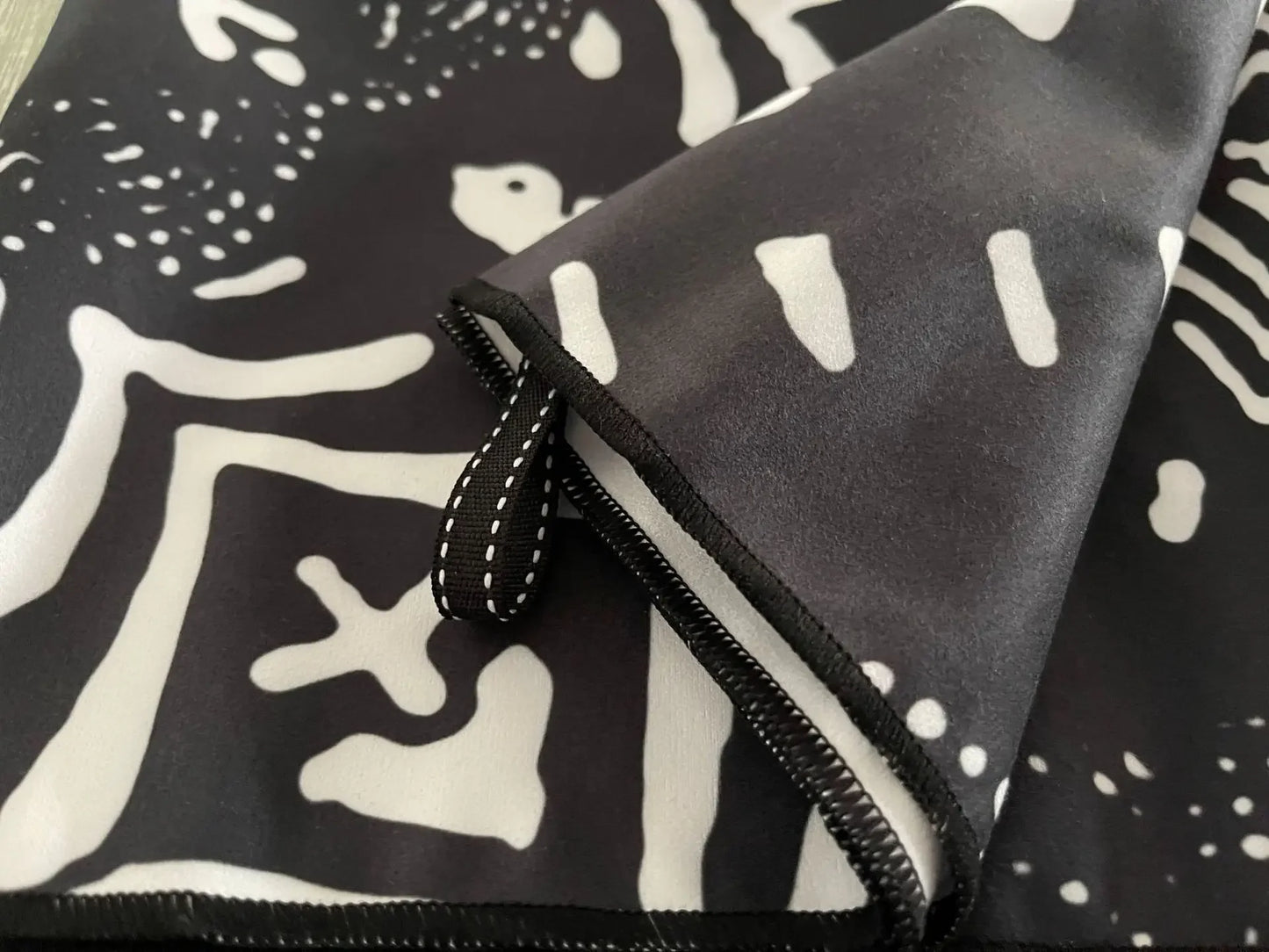 Sonic the Hedgehog: Beach Towel Beach Towel Quick Dry Absorbent Towel Fitness Bath Towel Adult Kids Holiday Gifts