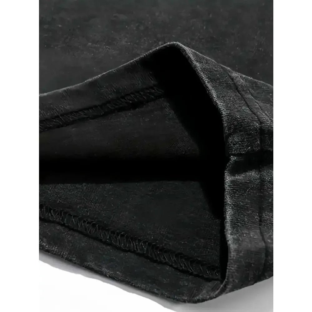 Vinland Saga: Vintage Thorfinn Ice Sea Battle Graphic T-Shirt Unisex Heavy Wash High-Weight Cotton Anime Tee Perfect Gift.