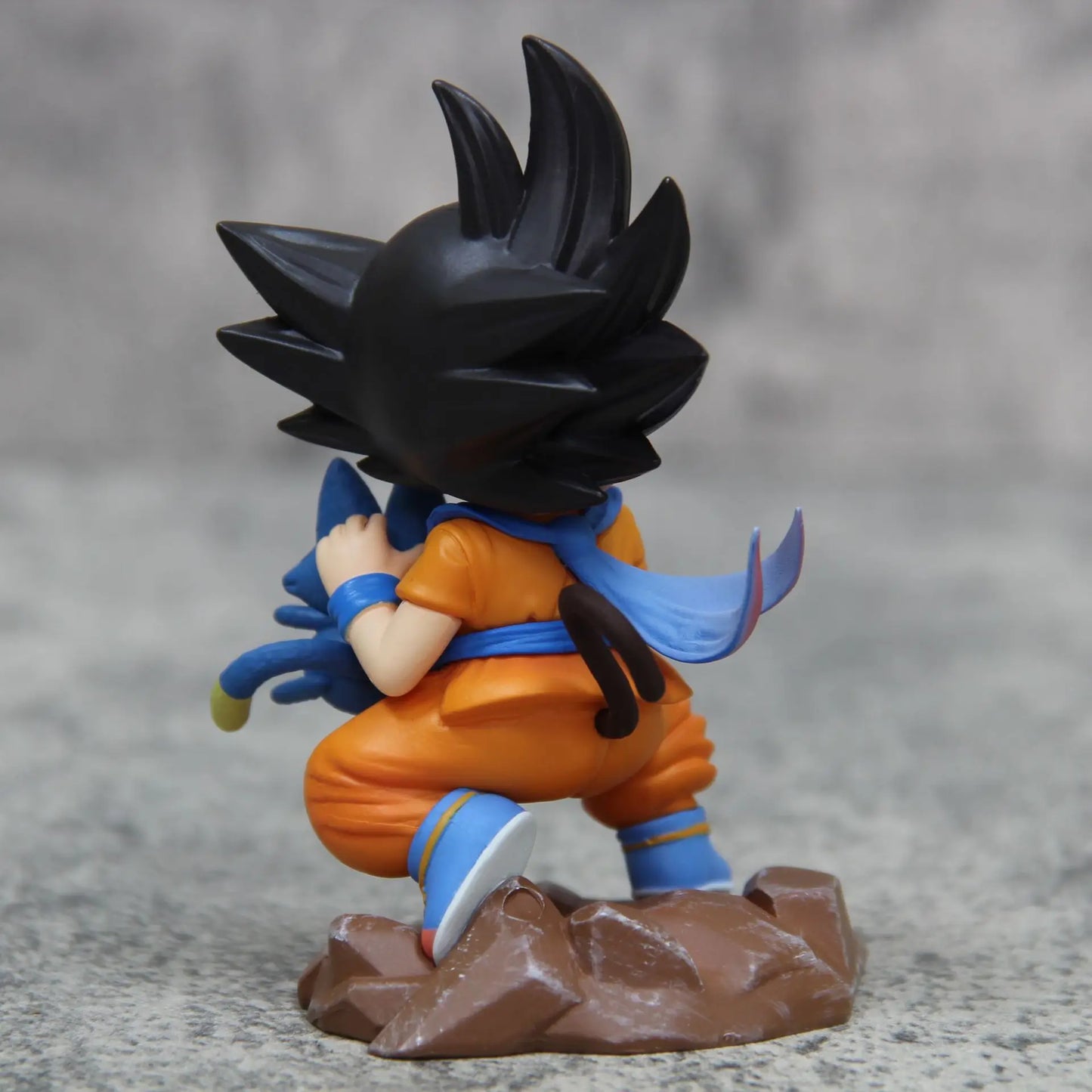 Dragon Ball: Childhood Little Goku Hugs Puer Ya Mu Tea Little Follower Figures Doll Pvc Model Statue Collection Toys Ornamen Gift