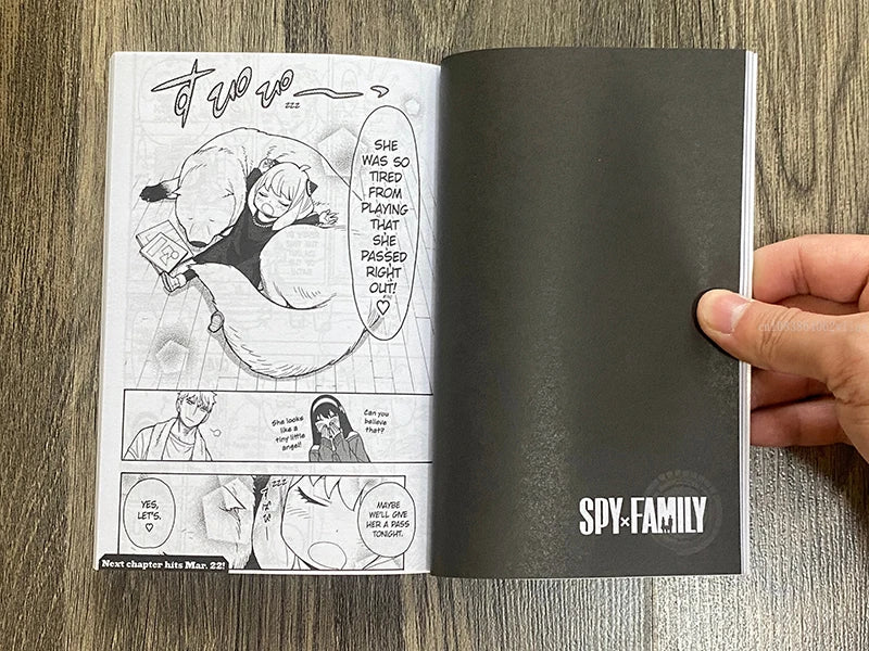 Spy X Family: Official Comic Book Volume (Spy Play House) Espionage, Action, Family, Comedy Book