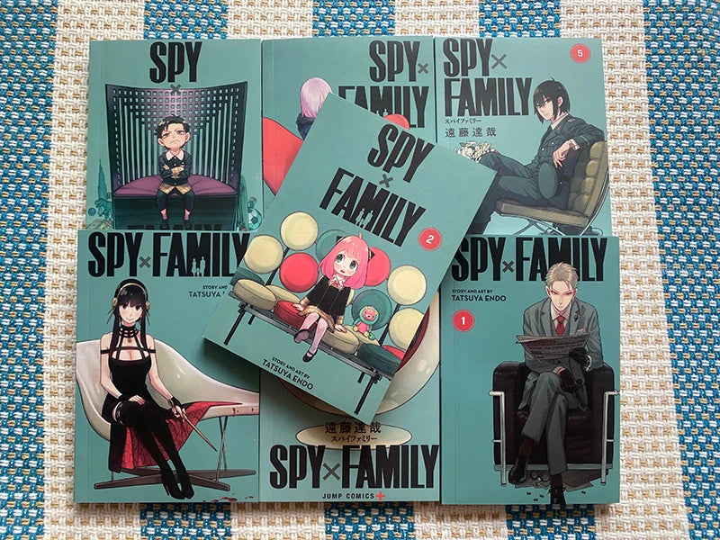 Spy X Family: Official Comic Book Volume (Spy Play House) Espionage, Action, Family, Comedy Book