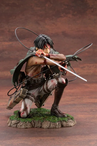 Attack On Titan: Kotobukiya  Levi Ackerman Anime Figure Battle Damaged Bloody Battle Kneeling Pose Collectible Statue Anime Model